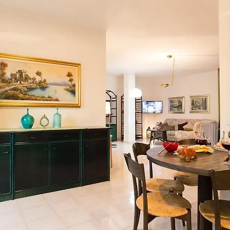Attico Angela Con Grande Veranda Apartment *