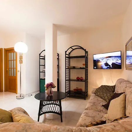 Attico Angela Con Grande Veranda Apartment *